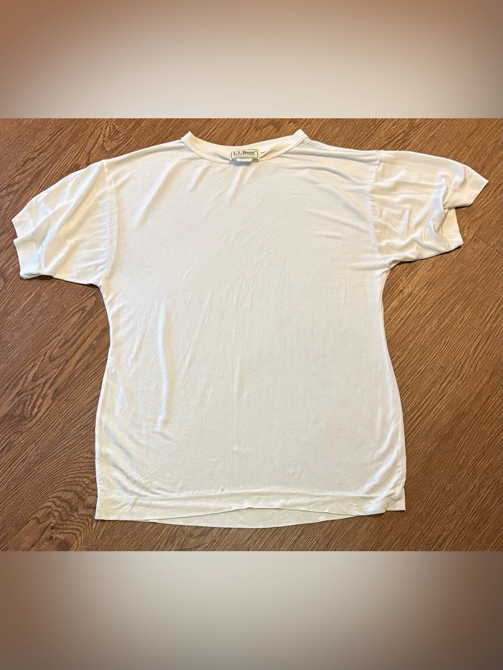 L.L.Bean 100% Silk Knit Short-Sleeve T-Shirt / Undershirt Vintage size L